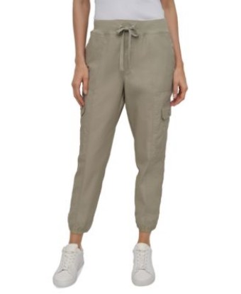 https://slimages.macysassets.com/is/image/MCY/products/6/optimized/31607826_fpx.tif