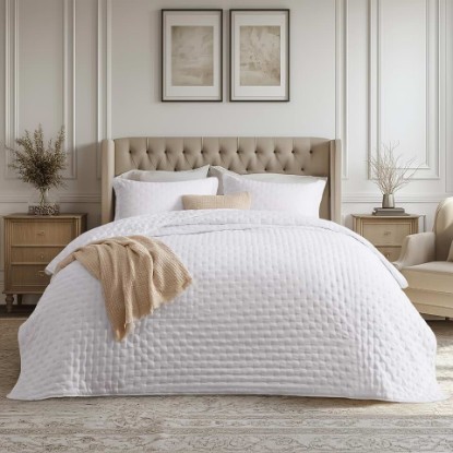 Picture of Bedsure King Quilt - Lightweight Comforter King Size for Summer, Bright White Bedspread King with Clover Pattern, Soft Ultrasonic Coverlet, Modern All-Season Polyester Bedding, 106 x 96 Inches OEKO-TEX STANDARD 100