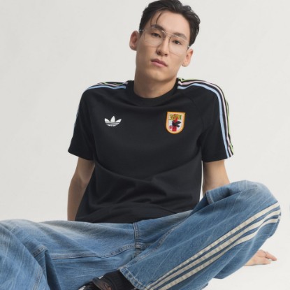 Black Japan Originals T-Shirt