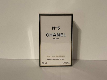Picture of No.5 Eau De Parfum Spray (Cristal Bottle) - 50ml/1.7oz