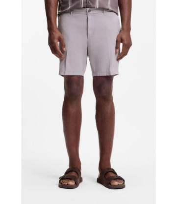 Stretch-cotton shorts in a modern fit