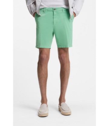 Stretch-cotton shorts in a modern fit