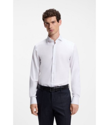 Slim-fit shirt crafted from a wrinkle-resistant cotton blend