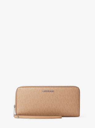 Picture of Large Logo Continental Wallet in Raspberry