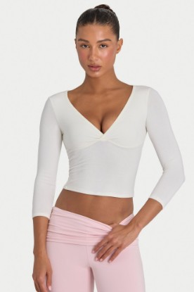 Bo+Tee model Kiele wearing the BT16395__IVO Full Top in Ivory Modal fabric perfect for gym workouts