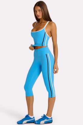 Picture of Soft Active Capri Leggings in Electric Blue