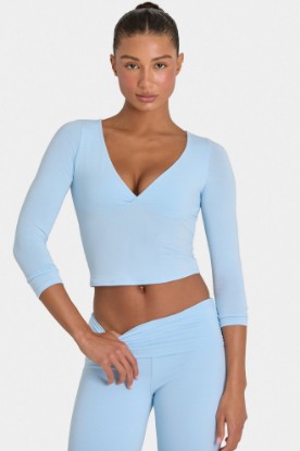 Bo+Tee model Kiele wearing the BT16395__LightBlue Full Top in Light Blue Modal fabric perfect for gym training sessions