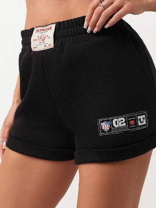 SPORTY PATCH SHORT
