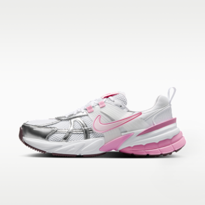 Nike V2K Run Women's Shoes with Reflective Accents - White/Light Magenta/Pearl Pink/Pink Foam
