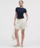 صورة Breezily Mid-Rise Short 6"