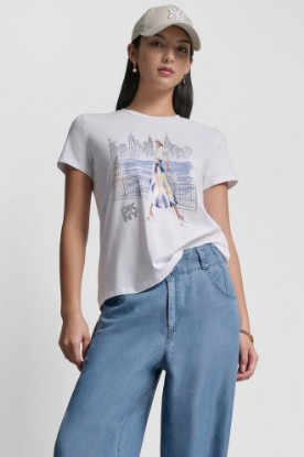 STATUE OF LIBERTY CONVERSATIONAL T-SHIRT VIEW 1 | Tees & Tanks