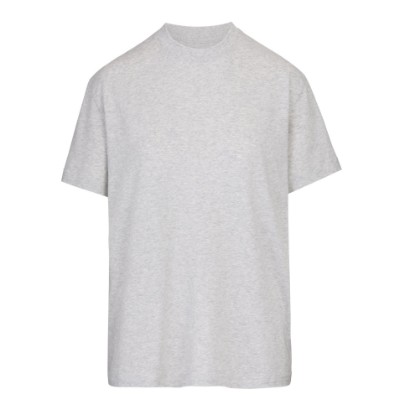 BOYFRIEND T-SHIRT | LIGHT HEATHER GREY ON A MODEL FRONT VIEW