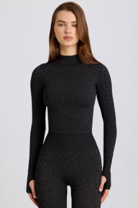 Picture of Thermal Long Sleeve Top in Black Leopard
