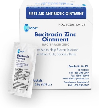 Picture of Globe Bacitracin Zinc Ointment, 25 Pack, Single Use Packets, 0.9 g | Bacitracin Zinc Formula, Minor Cuts and Scrapes Care, Individual Packets, Travel Size Supply, First Aid Kit Storage