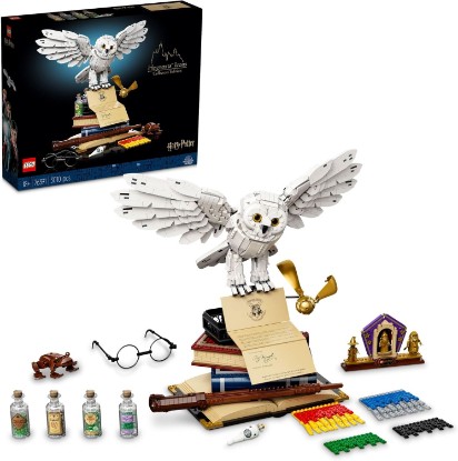 Picture of LEGO Harry Potter Hogwarts Icons - Collectors' Edition 76391 20th Anniversary Collectable Hedwig Owl Model, with 3 Exclusive Golden Minifigures: Dumbledore, McGonagall and Hagrid; Great Gift Idea