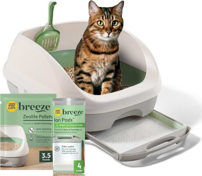 Picture of Purina Tidy Cats Breeze Cat Litter Box System Kit with Pellets & Pads | Cat litter box with scoop, plus Zeolite pellets and cat litter pads, easy-to-use kit for odor control