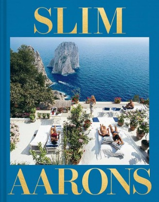 Picture of Slim Aarons: The Essential Collection: Poolsides, parties, and jet-set leisure in the most complete Slim Aarons photo anthology