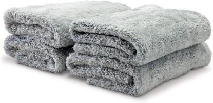 Picture of Griot's Garage Microfiber Ultra-Plush Edgeless Towels for Car Detailing, Cleaning, and Polishing, Lint and Scratch-Free, 16” x 16”, Set of 4, 10286