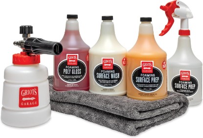 Picture of Griot's Garage BOSS Foam Cannon for Car Washing and Detailing, Complete Kit | Includes the BOSS Foam Cannon, foaming surface prep, wash and poly gloss, sprayer bottle, large edgeless drying towel