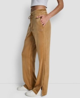 https://slimages.macysassets.com/is/image/MCY/products/6/optimized/34155186_fpx.tif