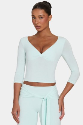 صورة ButterCloud™ 3/4 Sleeve Top in Peppermint