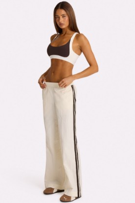 صورة Woven Track Pants in Coconut