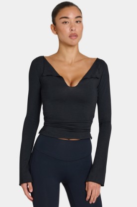 bo-and-tee-buttercloud™-long-sleeve-top-in-black_BT16501Black_4.jpg