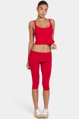 bo-and-tee-buttercloud™-capri-leggings-in-chilli_BT16511Cherry_6.jpg