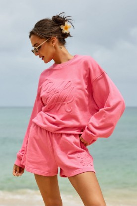 صورة W1082 - Emblem Embossed Shorts